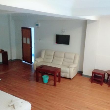 Lanmadaw Plaza Hotel China Town Yangon Exteriör bild