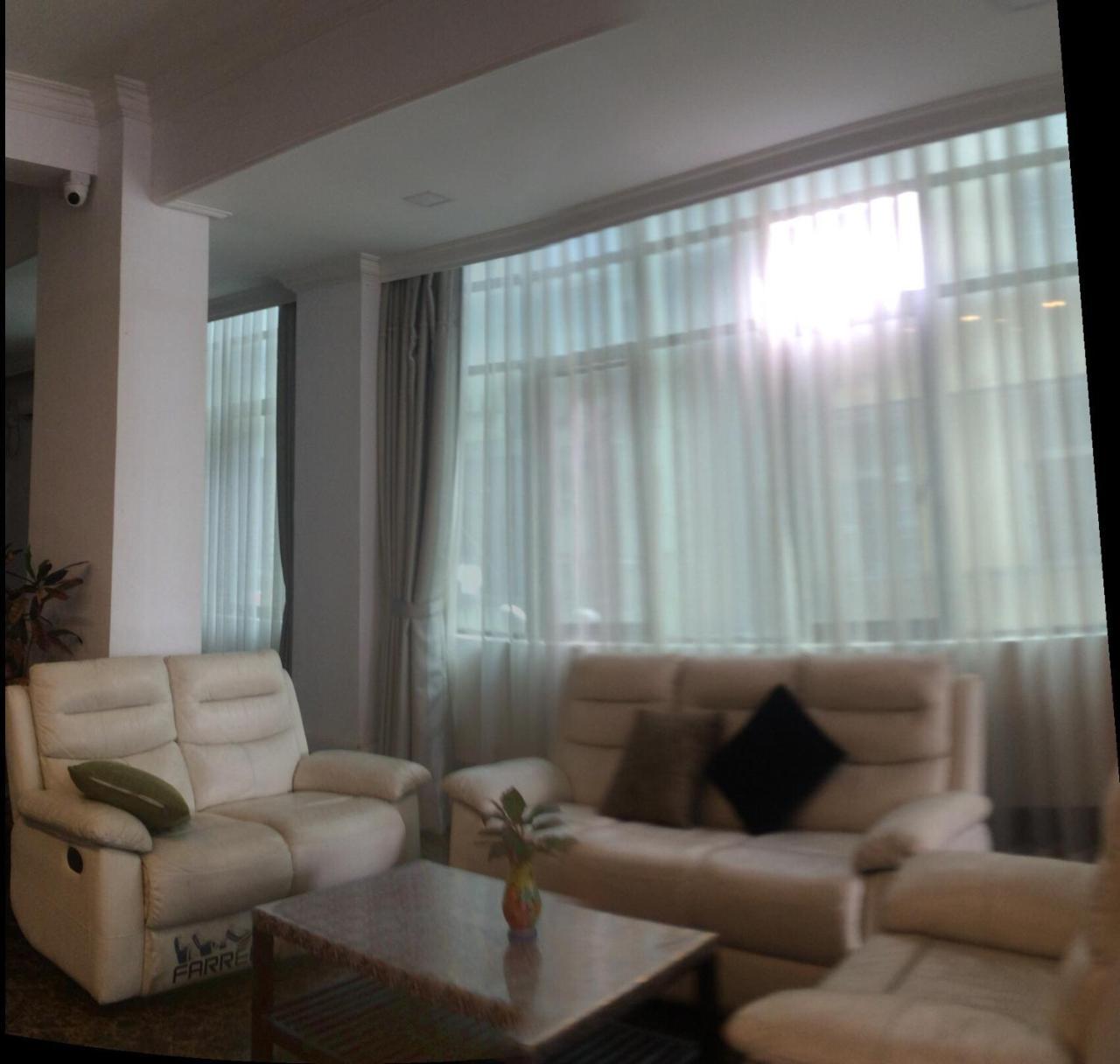 Lanmadaw Plaza Hotel China Town Yangon Exteriör bild