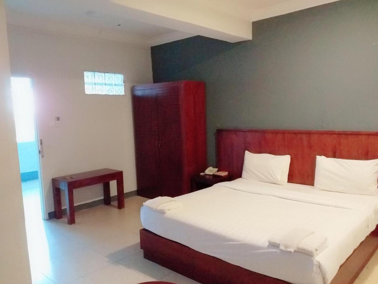 Lanmadaw Plaza Hotel China Town Yangon Exteriör bild