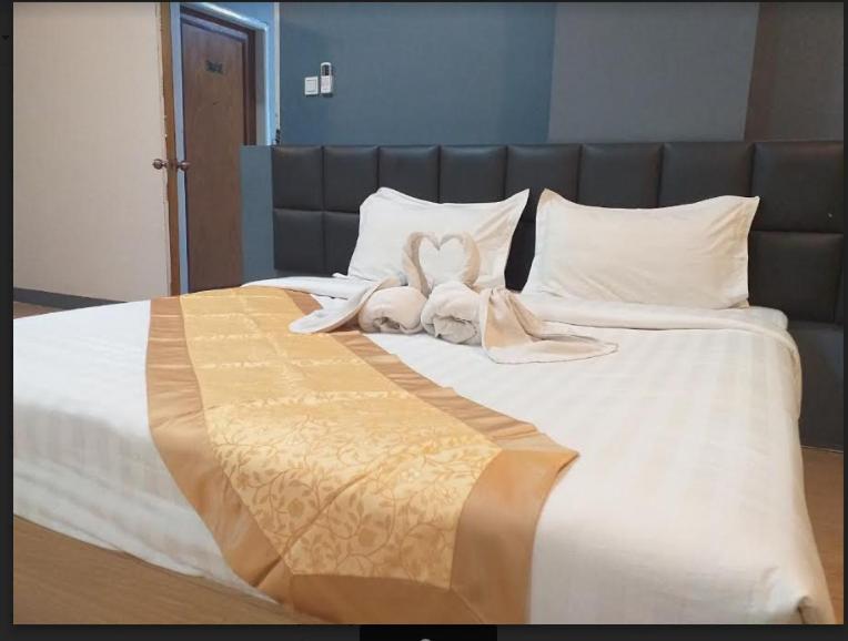 Lanmadaw Plaza Hotel China Town Yangon Exteriör bild
