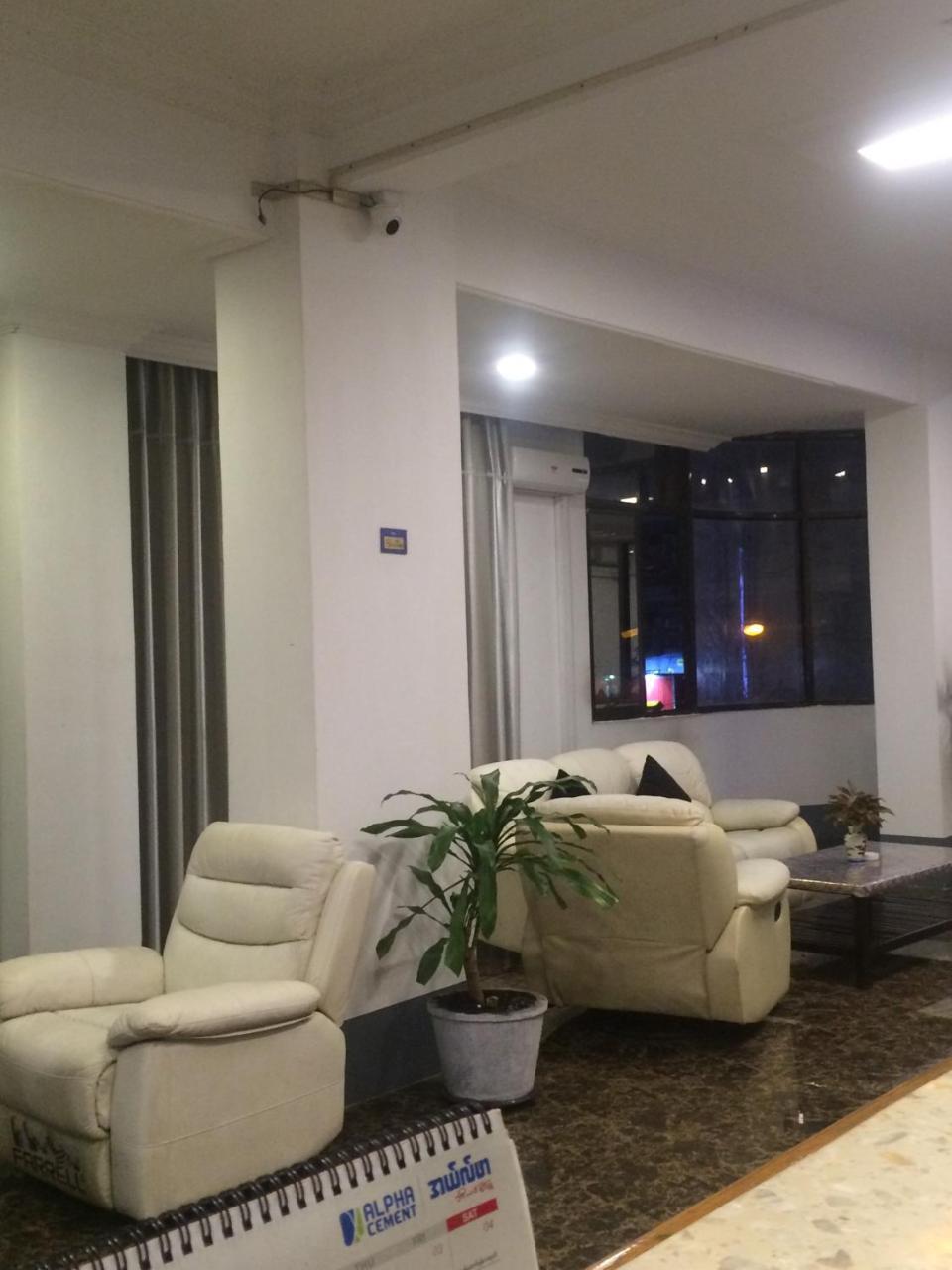 Lanmadaw Plaza Hotel China Town Yangon Exteriör bild